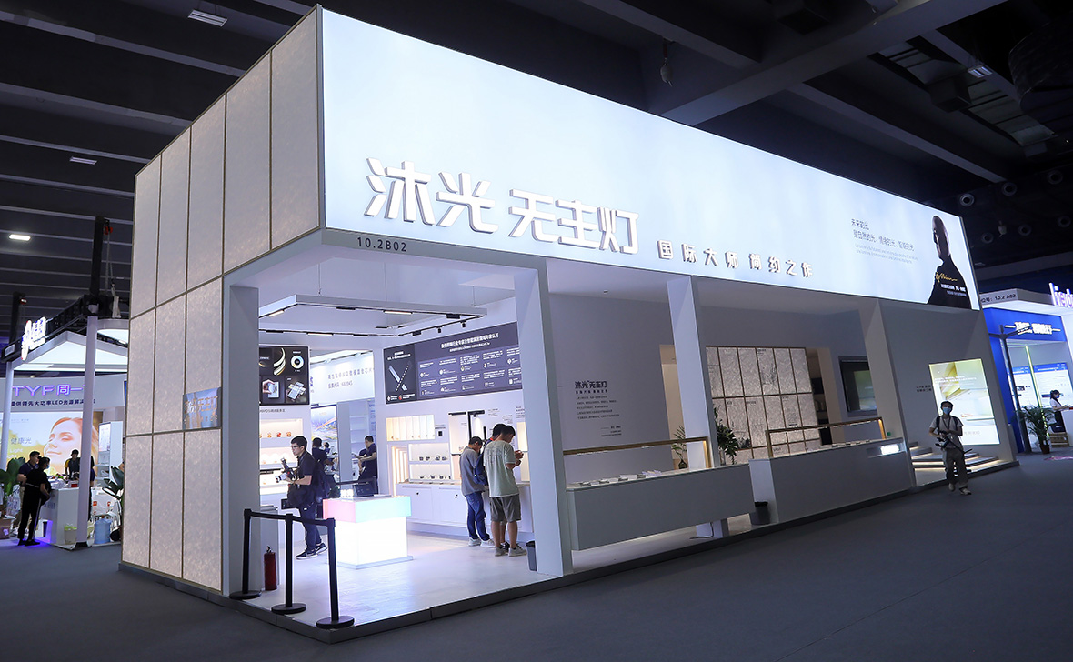 广州照明展沐光展台设计搭建现场1